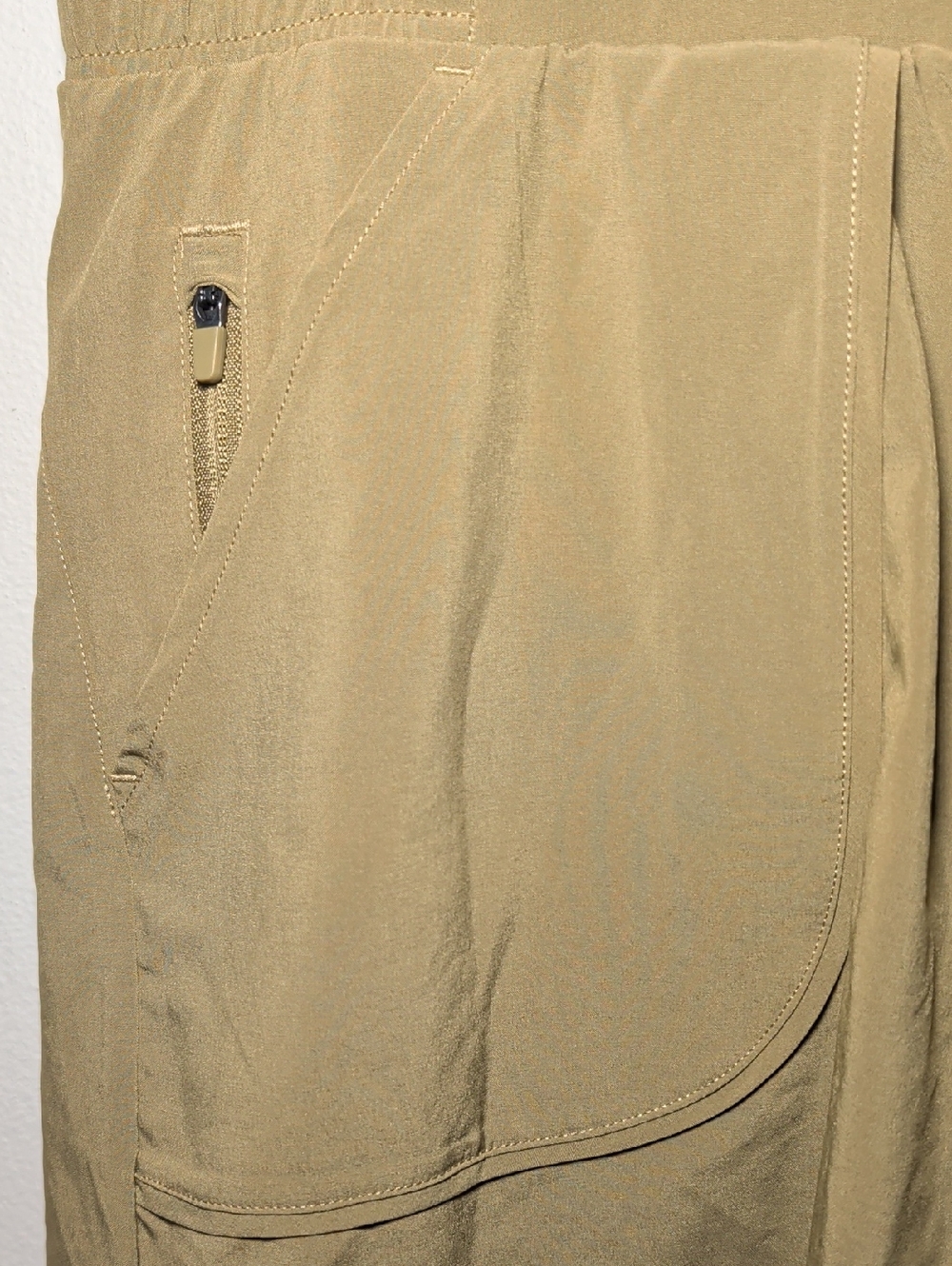 All in Motion High-Waist Active Shorts Khaki Stretch Gym Running Women's Size XL - Picture 3 of 6